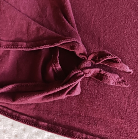 💙Gypsy Spirit maroon crop top that ties on each side, size small - Picture 5 of 13